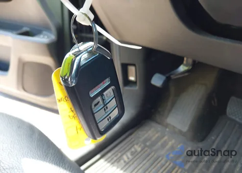 2019 Honda Pilot Touring из США, поврежденный, VIN 5FNYF6H98KB041472